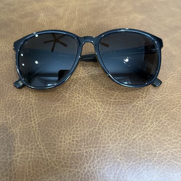 D’Blanc Afternoon Delight Sunglasses Black Light Scratching main image 6